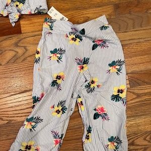 Abercrombie Kids Floral Crop Pants - Size 7/8
